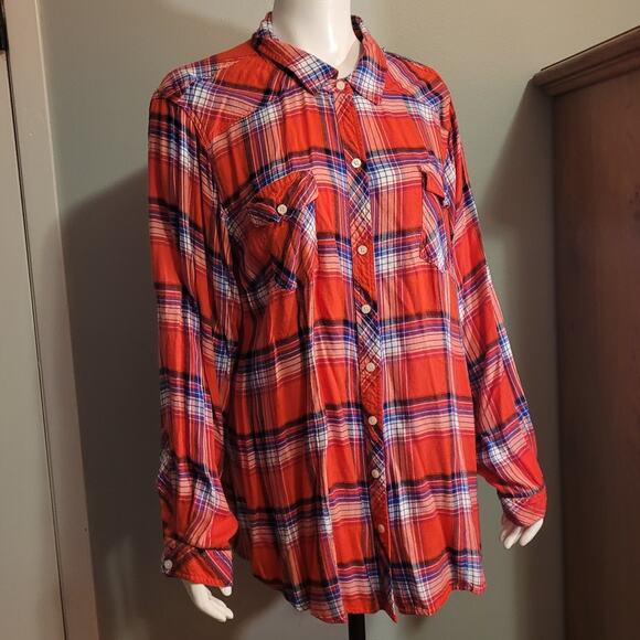Torrid Plaid Button Front Shirt Women 4X Plus Long Sleeve Red Blue Rayon Casual - Picture 8 of 10